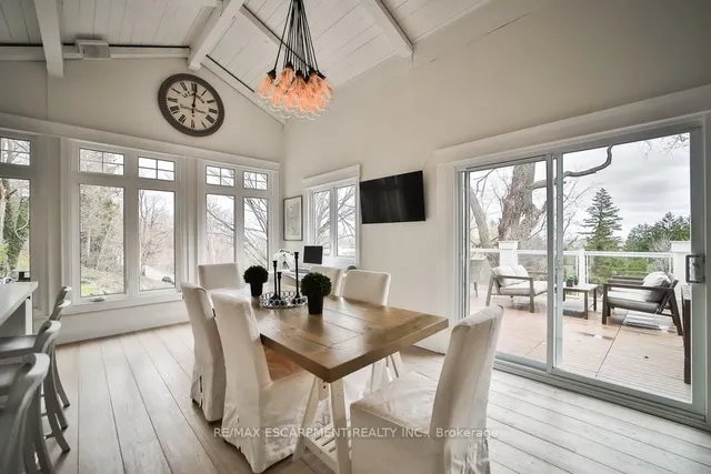 Additional property image - 4028 Millar Cres