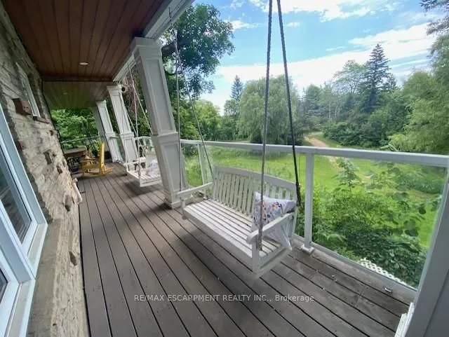 Additional property image - 4028 Millar Cres