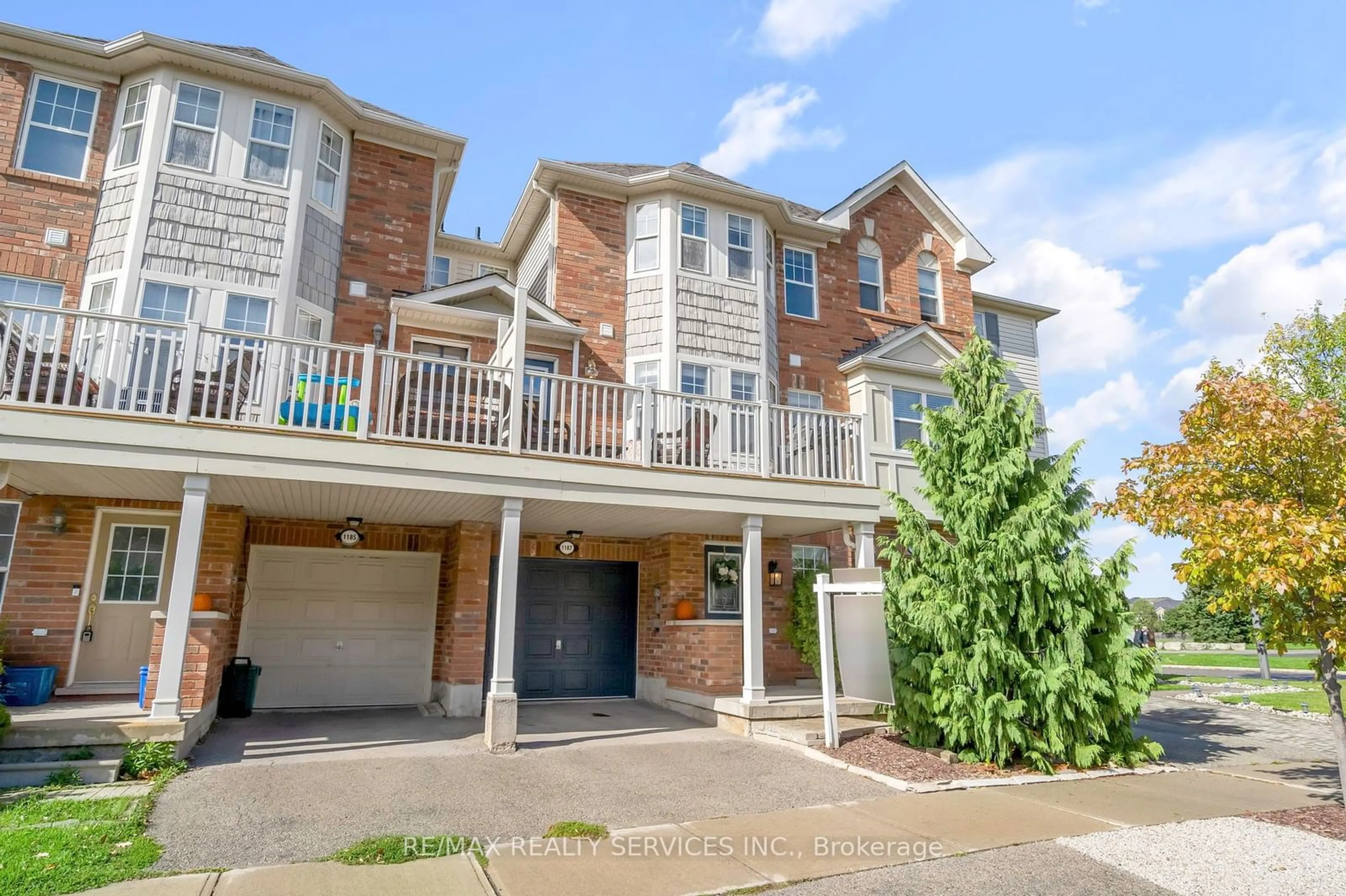 A pic from exterior of the house or condo, the street view for 1187 Barnard Dr, Milton Ontario L9T 6R5