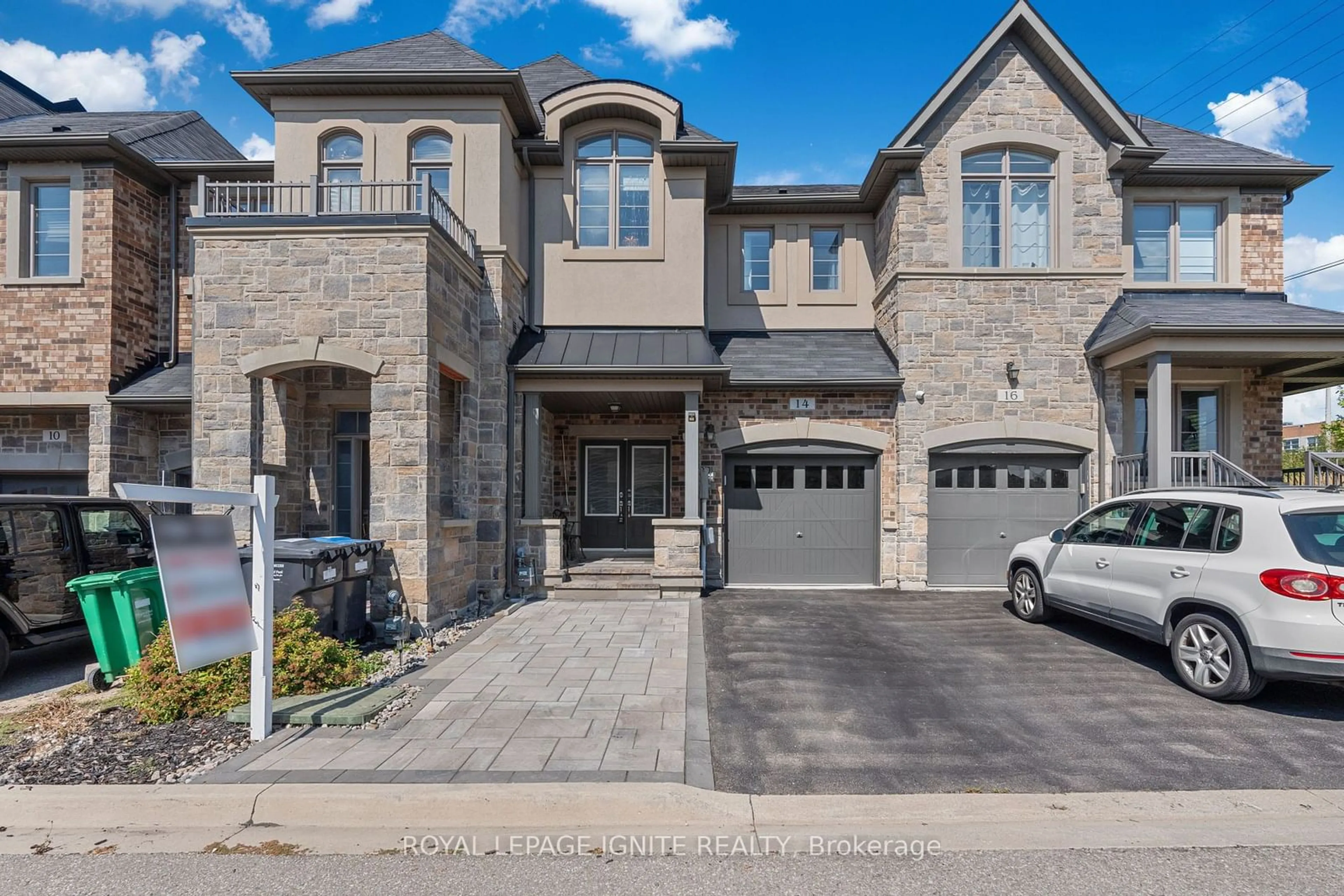 Home with brick exterior material for 14 Gammon Cres, Brampton Ontario L6Y 6B7