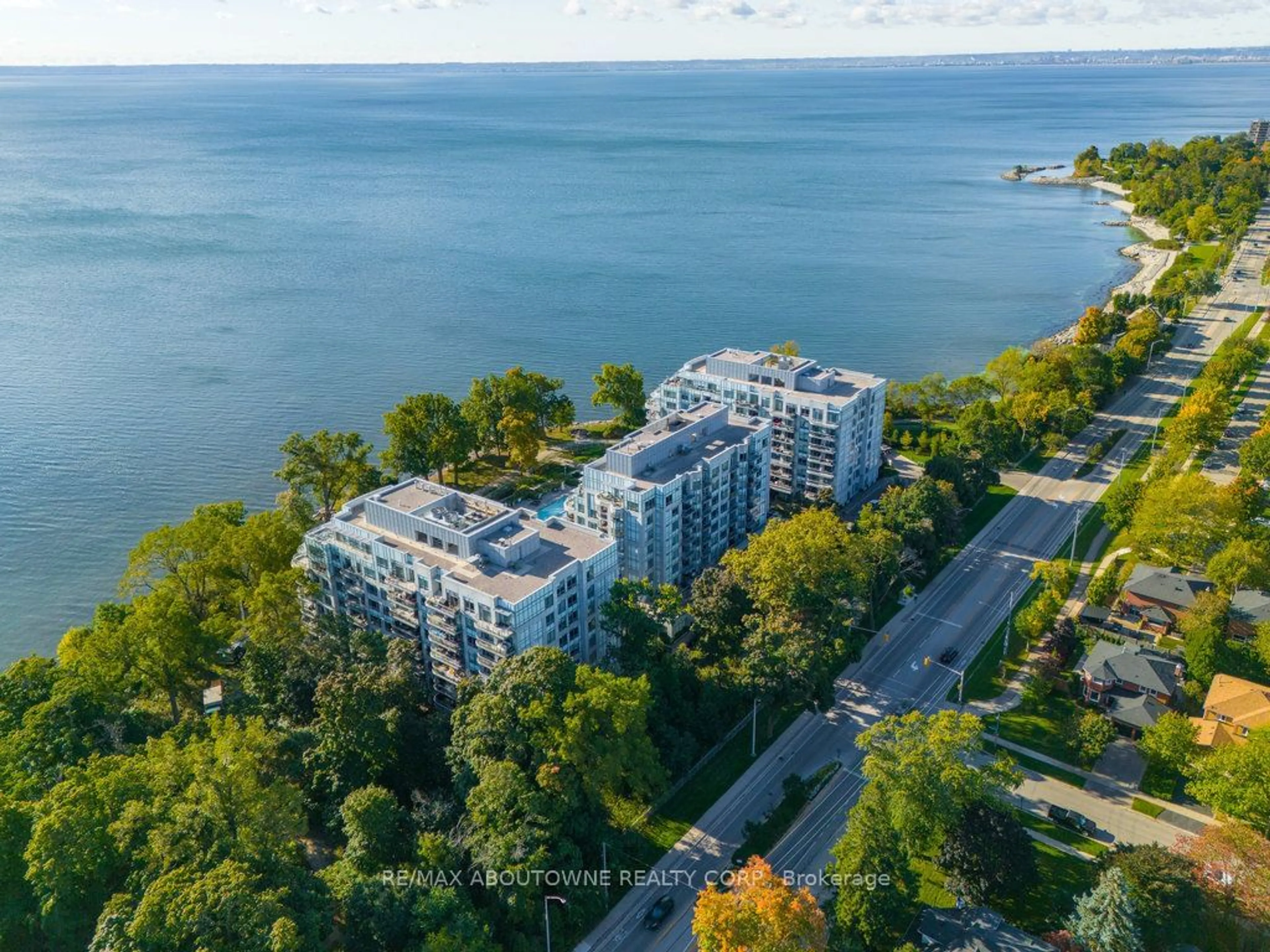 A pic from exterior of the house or condo, lake for 3500 Lakeshore Rd #603, Oakville Ontario L6L 0B4