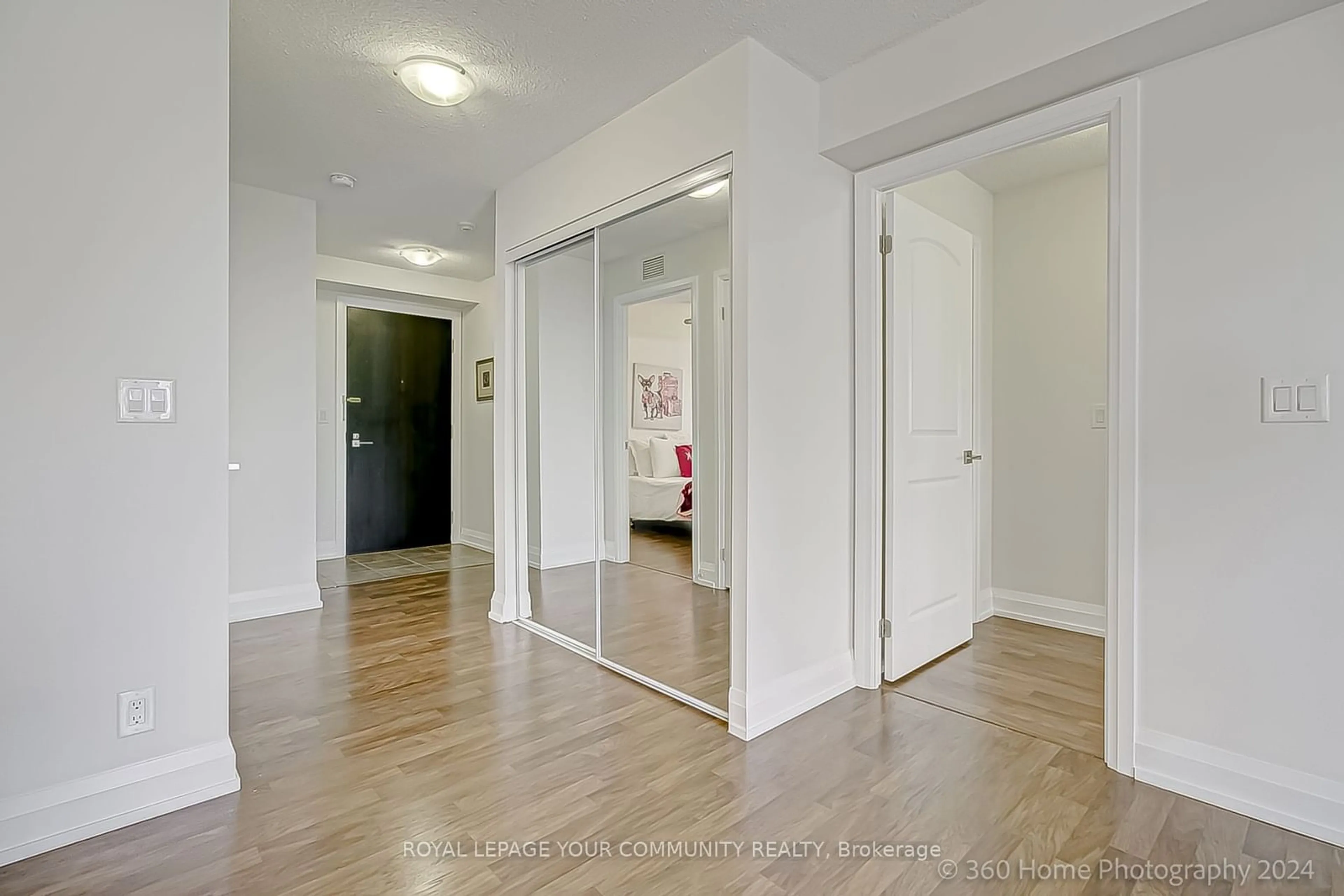 Indoor entryway, wood floors for 55 De Boers Dr #704, Toronto Ontario M3J 0G5