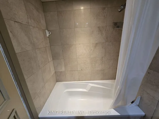 Additional property image - 2737 Keele St Unit 829
