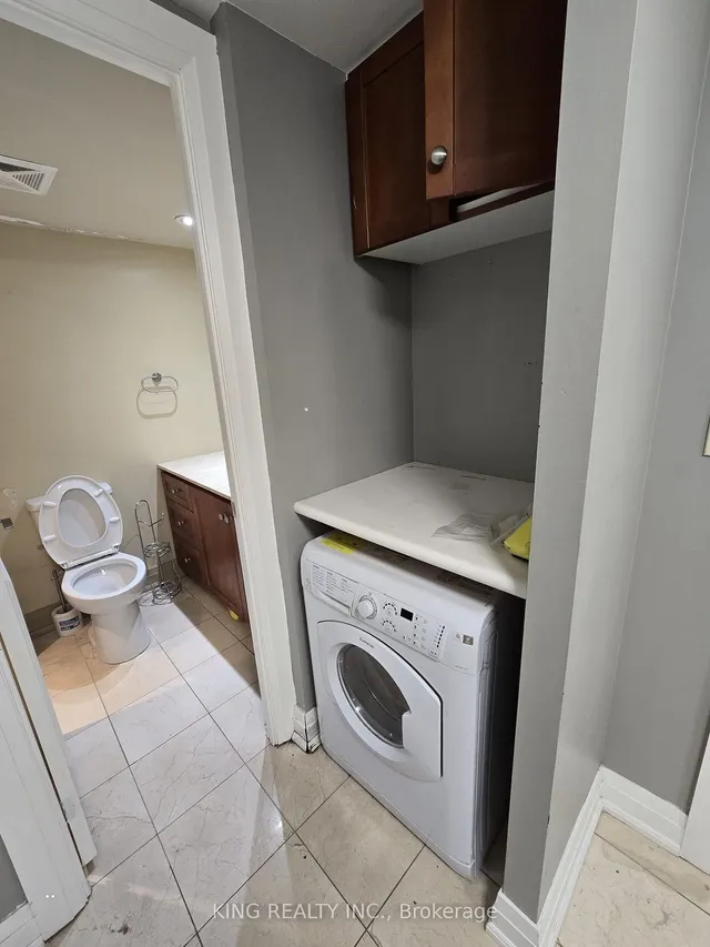Additional property image - 2737 Keele St Unit 829