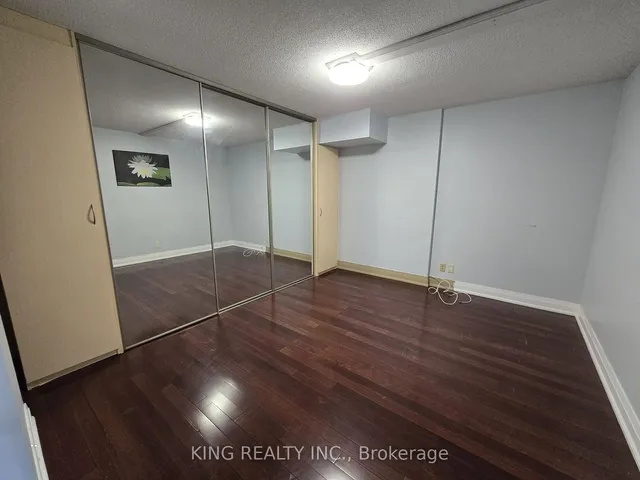 Additional property image - 2737 Keele St Unit 829