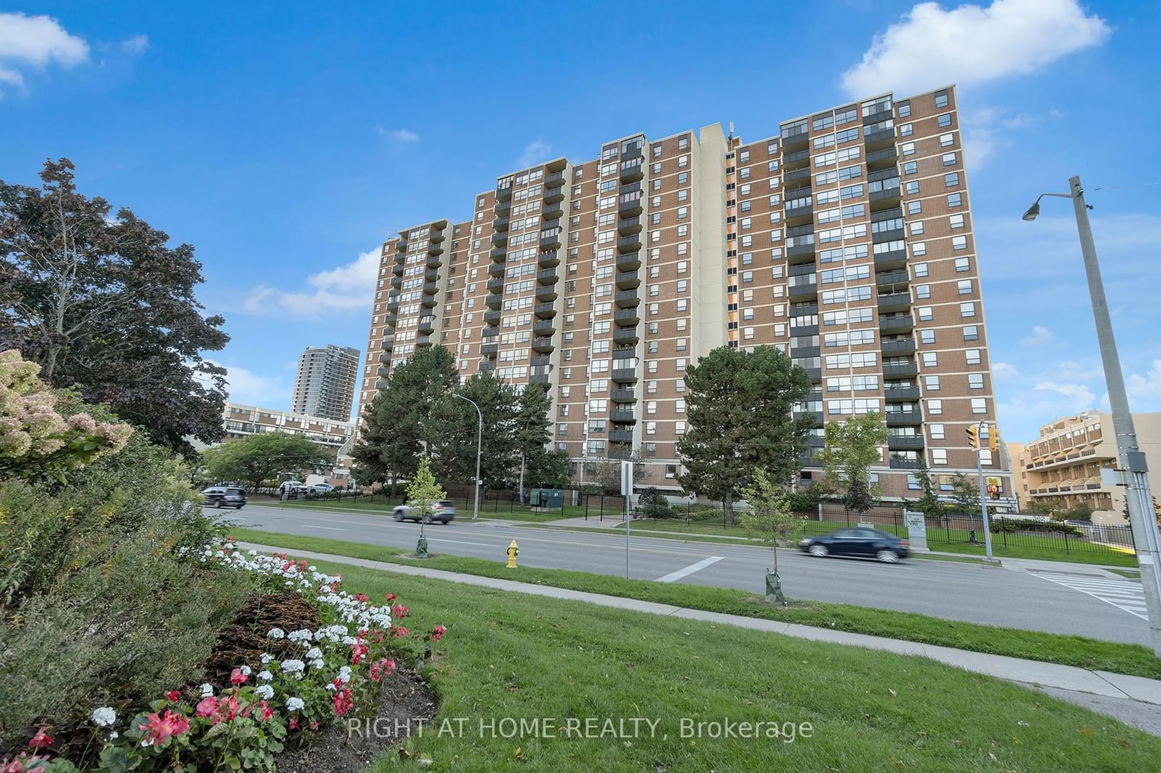 A pic from exterior of the house or condo, the street view for 362 The East Mall #802, Toronto Ontario M9B 6C4