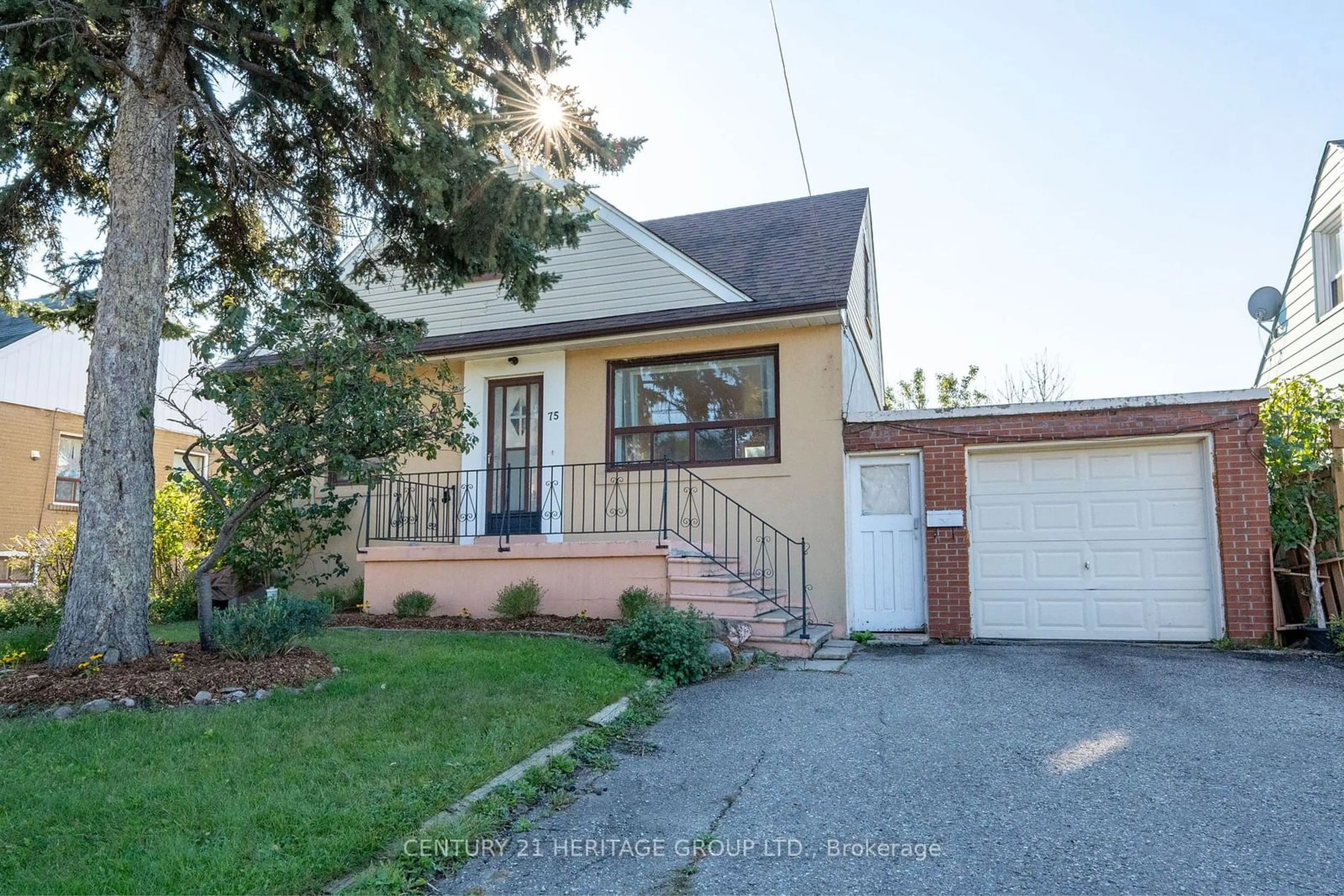 Frontside or backside of a home, cottage for 75 Winston Park Blvd, Toronto Ontario M3K 1C2