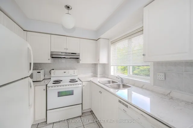 Additional property image - 80 Acorn Pl Unit 211