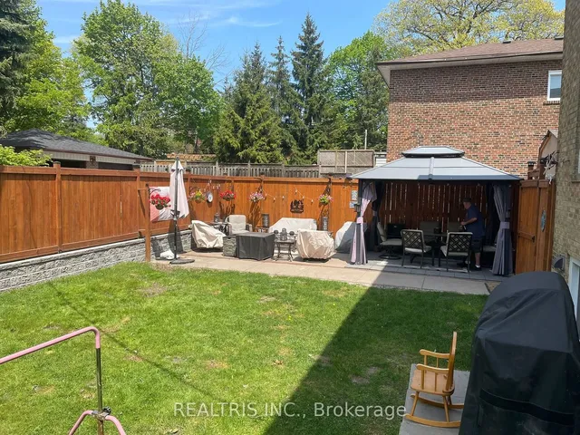 Additional image 10 of 18 Muskoka Ave