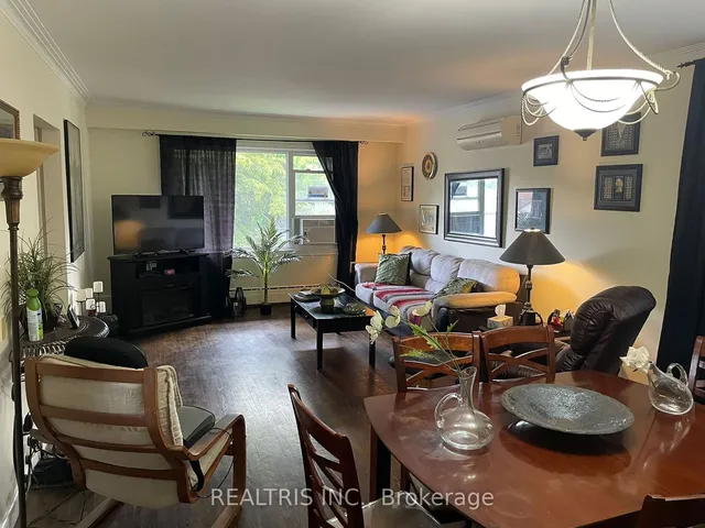 Additional image 7 of 18 Muskoka Ave
