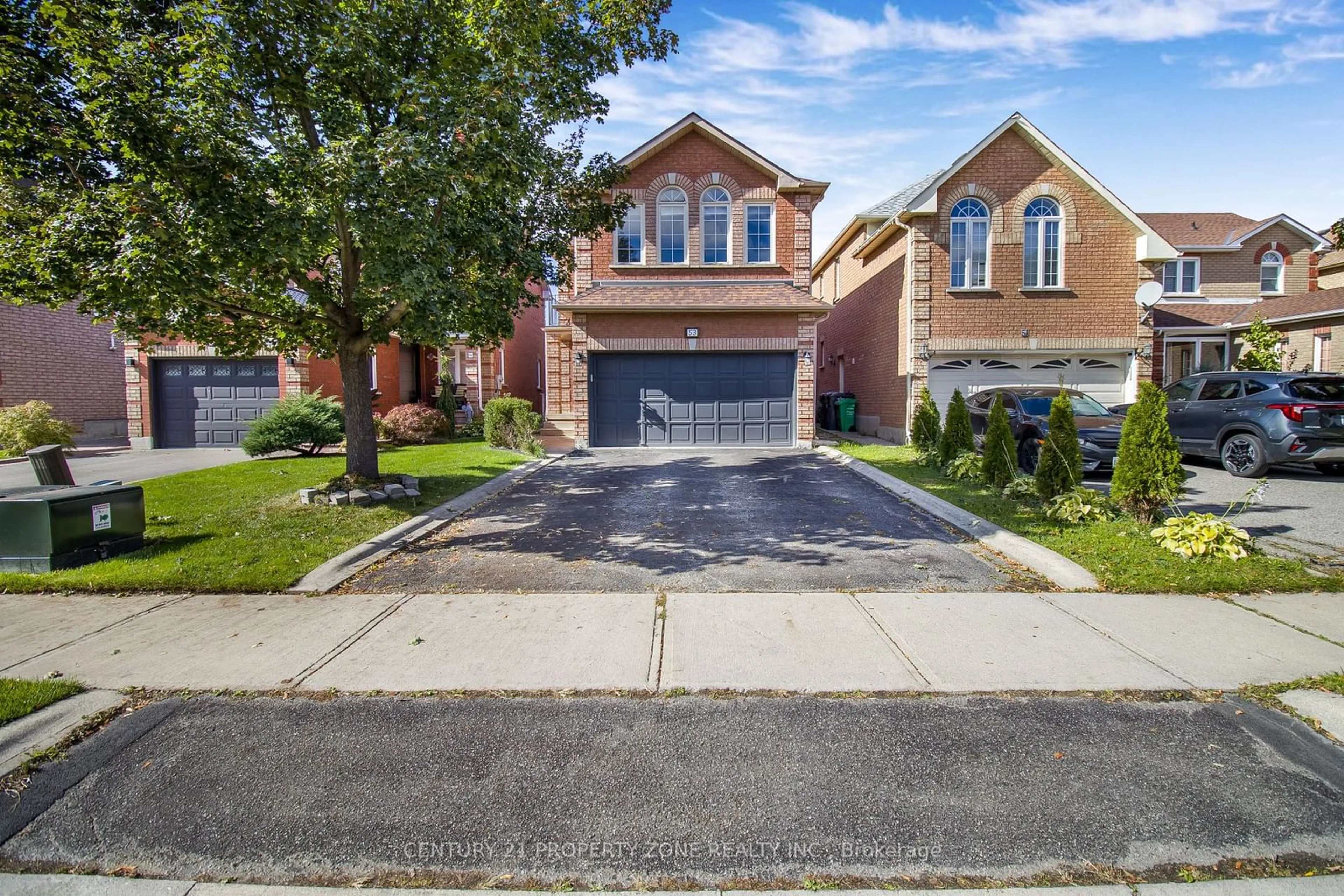 Home with brick exterior material for 53 Ripley Cres, Brampton Ontario L6Y 5C4