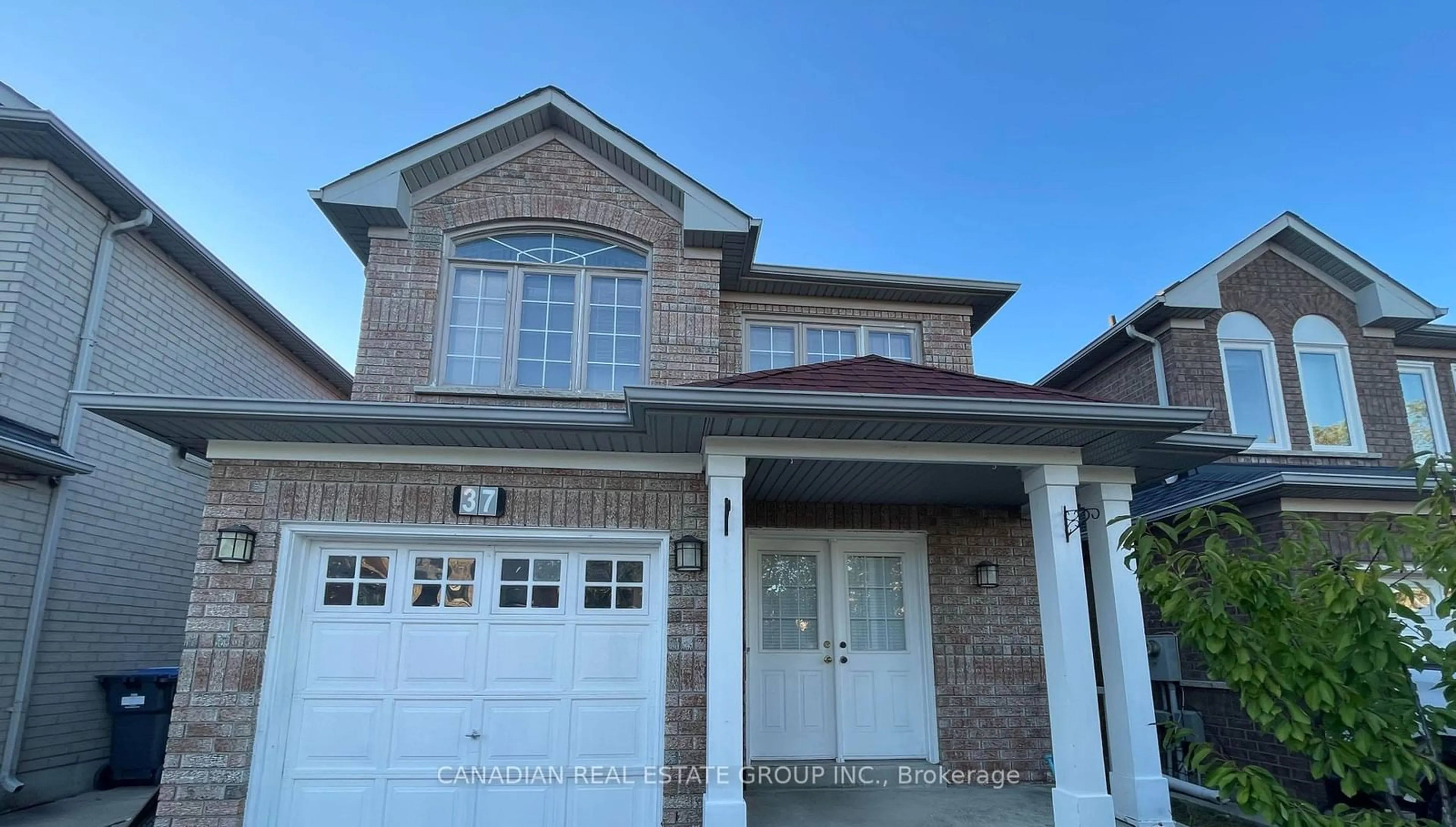 Home with brick exterior material for 37 Loon Call Cres, Brampton Ontario L6R 2G5