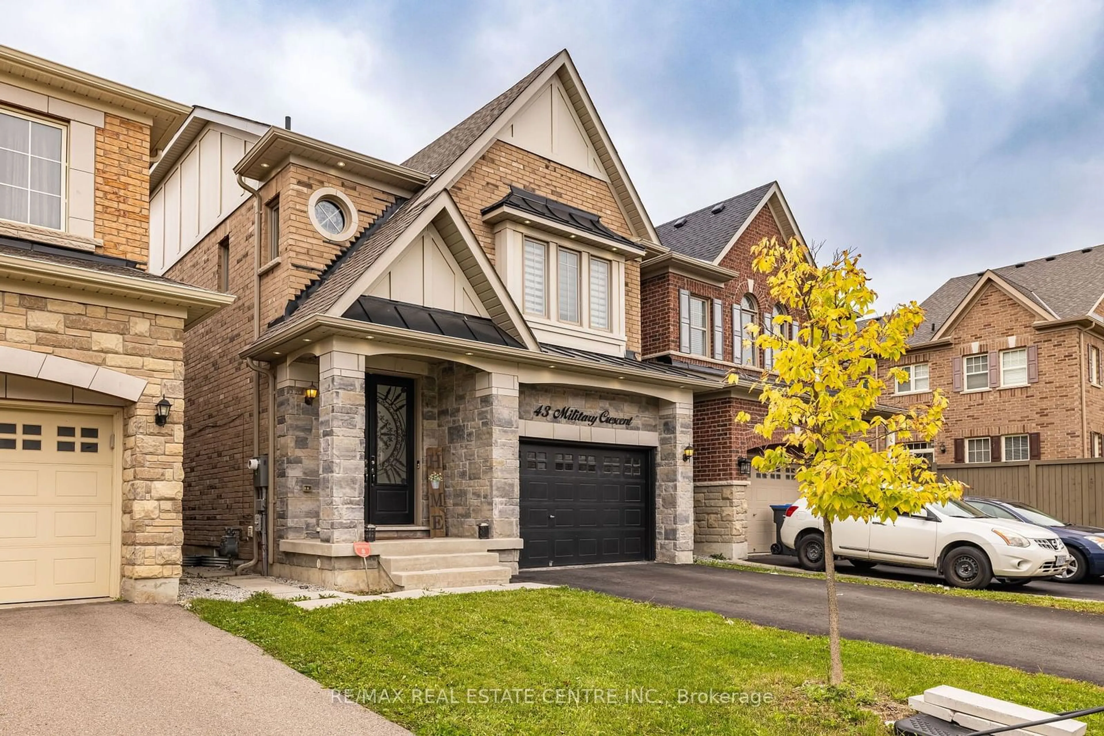 Home with brick exterior material for 43 Military Cres, Brampton Ontario L7A 0B2