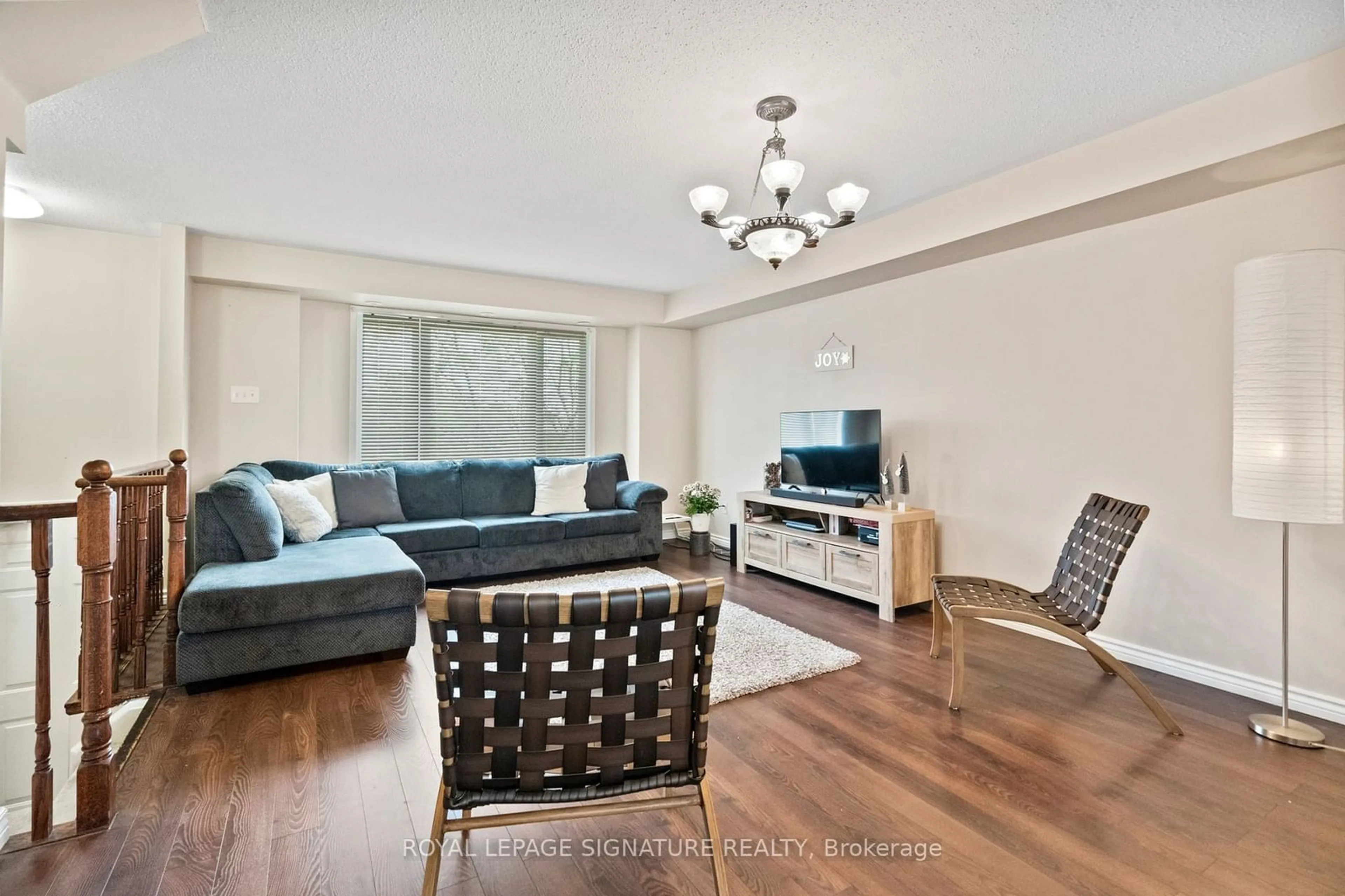 Living room, wood floors for 4950 Winston Churchill Blvd #114, Mississauga Ontario L5M 8E4