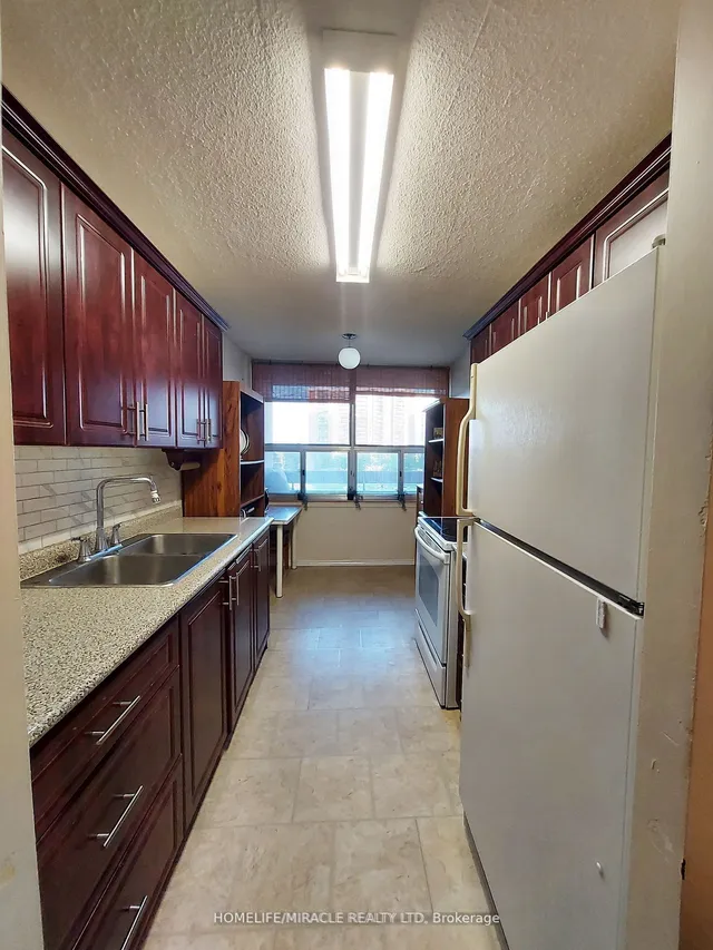 Additional property image - 25 Kensington Rd Unit 409