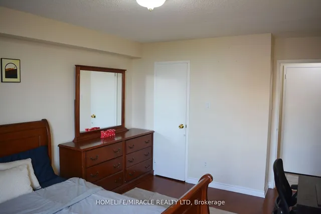 Additional property image - 25 Kensington Rd Unit 409