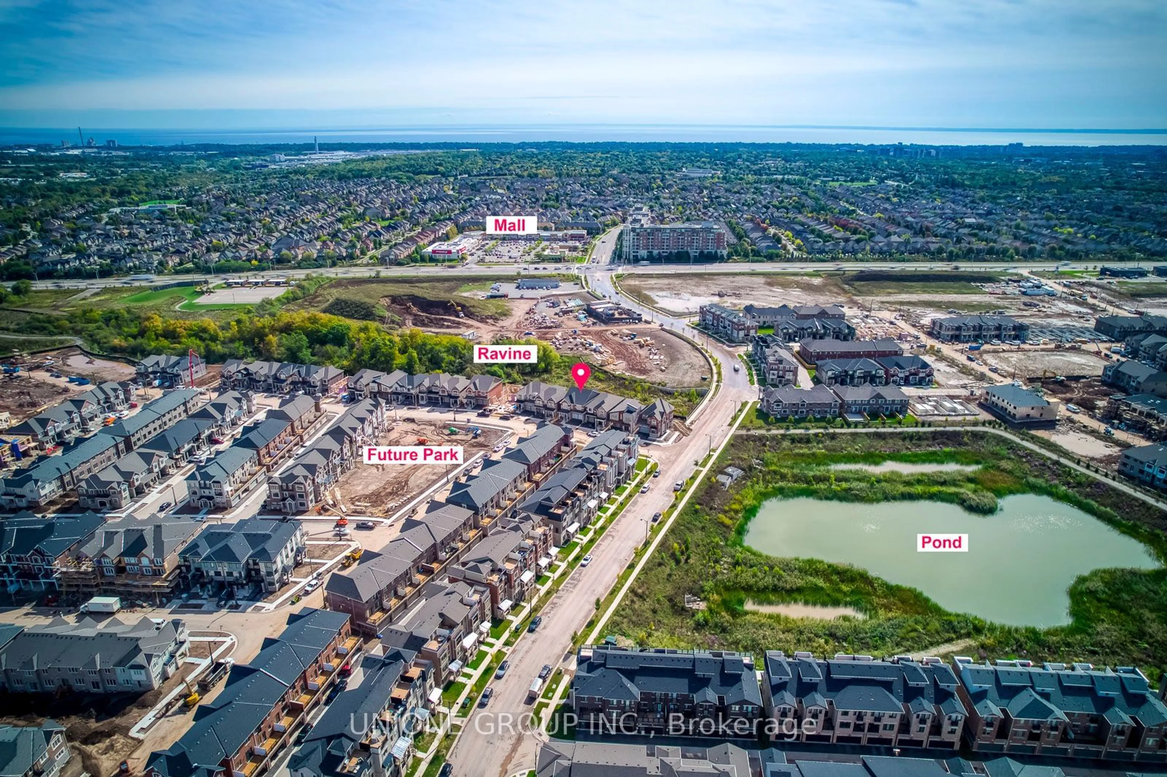 A pic from exterior of the house or condo, the street view for 1262 Courtleigh Tr, Oakville Ontario L6H 7G1