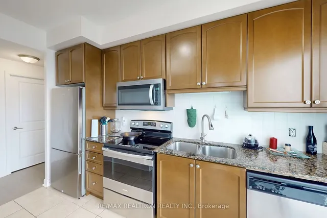 Additional property image - 50 Absolute Ave Unit 3801
