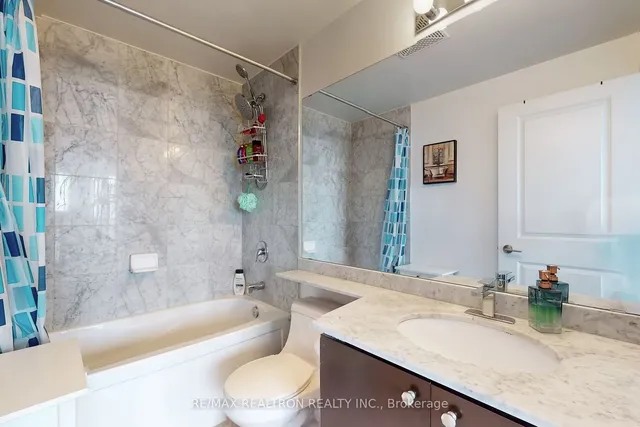 Additional property image - 50 Absolute Ave Unit 3801