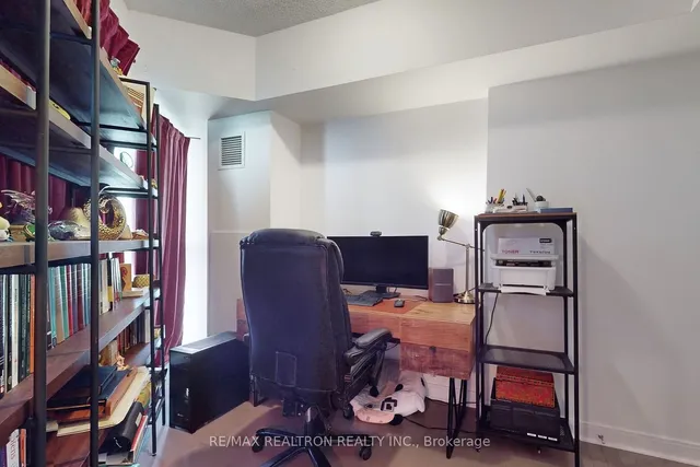 Additional property image - 50 Absolute Ave Unit 3801
