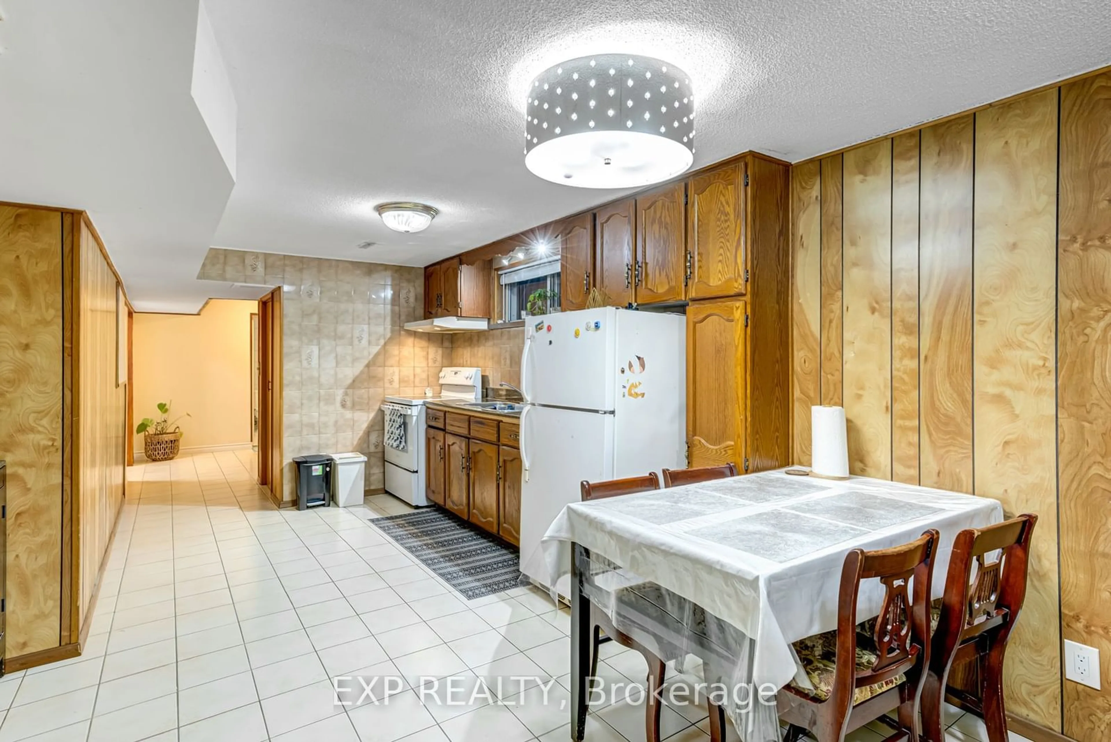 Kitchen, ceramic floors for 16 Heavitree Dr, Toronto Ontario M3L 1K6