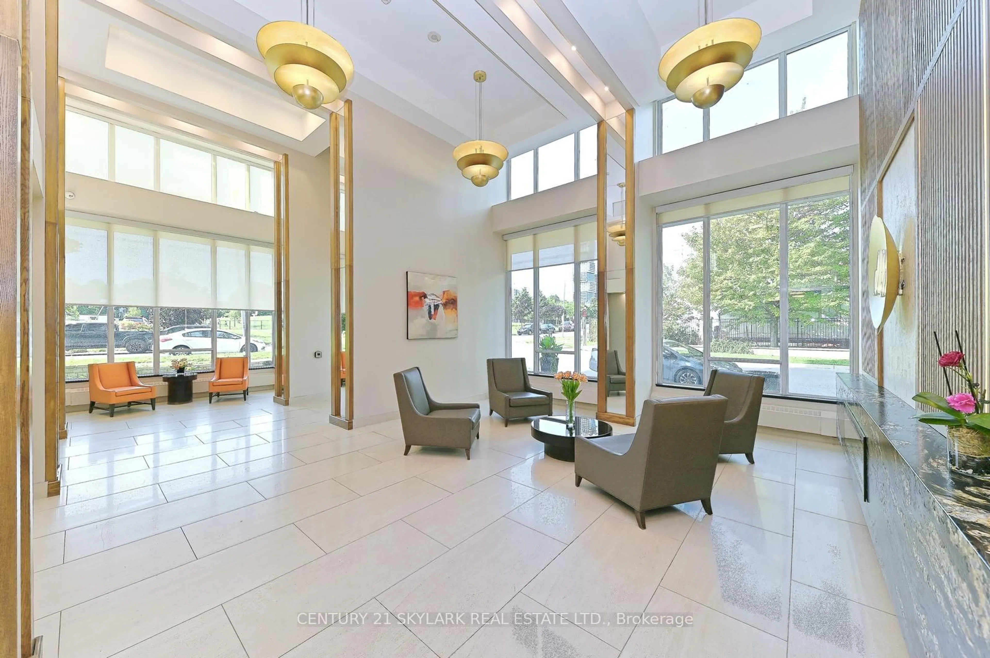 Indoor lobby, ceramic floors for 3525 kariya Dr #2902, Mississauga Ontario L5B 0C2