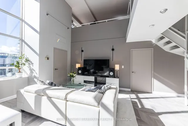 Additional property image - 300 Manitoba St Unit 210