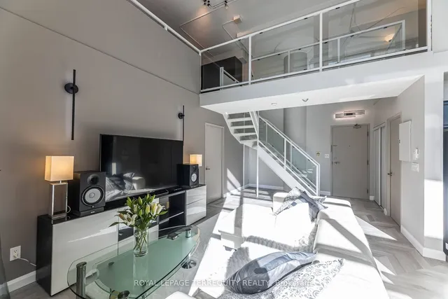 Additional property image - 300 Manitoba St Unit 210