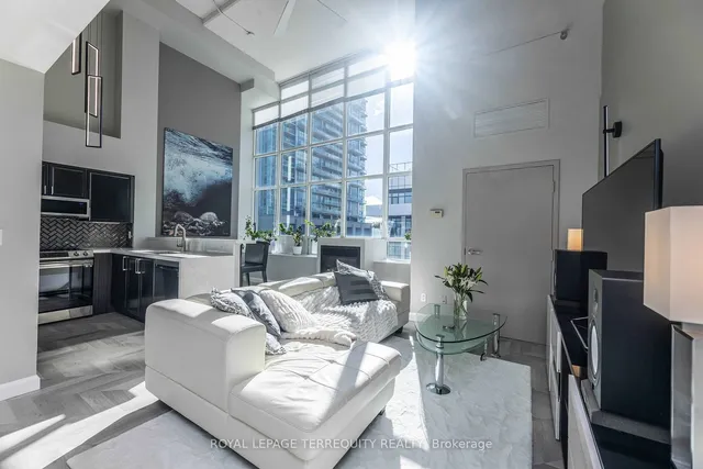 Additional property image - 300 Manitoba St Unit 210