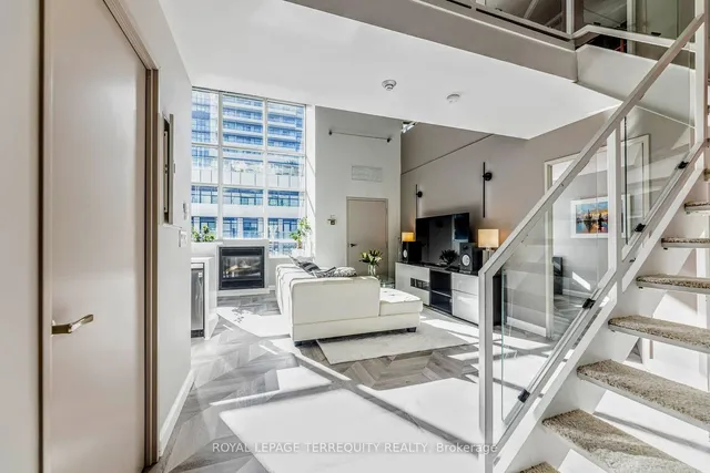 Additional property image - 300 Manitoba St Unit 210
