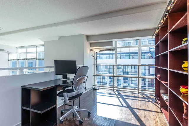 Additional property image - 300 Manitoba St Unit 210