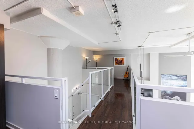 Additional property image - 300 Manitoba St Unit 210