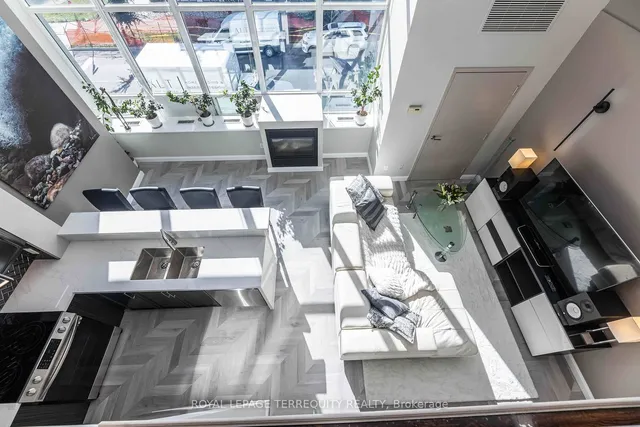 Additional property image - 300 Manitoba St Unit 210