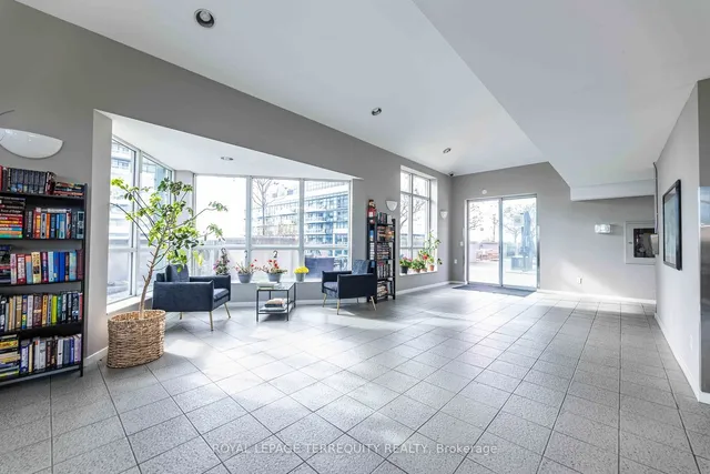 Additional property image - 300 Manitoba St Unit 210