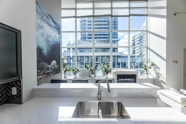 Additional property image - 300 Manitoba St Unit 210