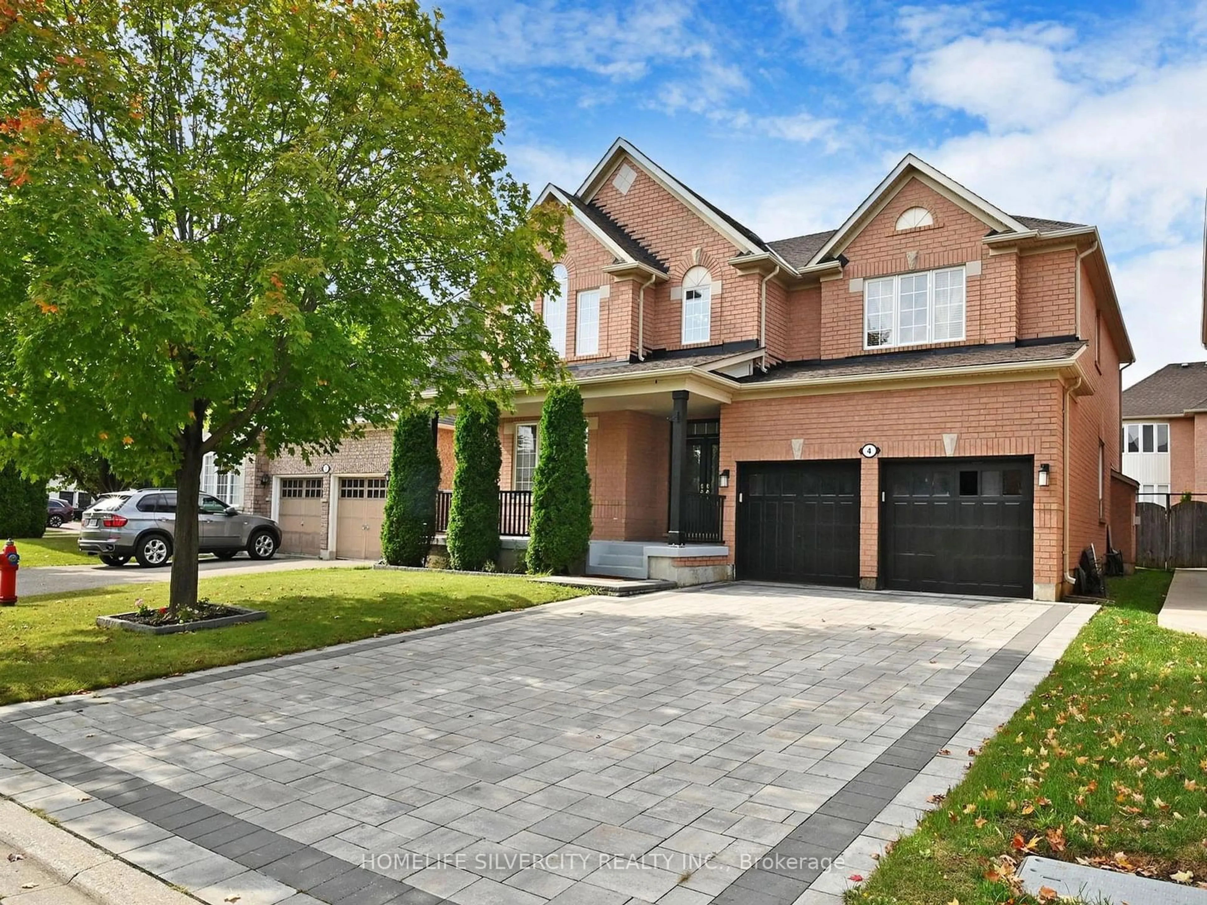 Home with brick exterior material for 4 Farad Crt, Brampton Ontario L6P 1S6