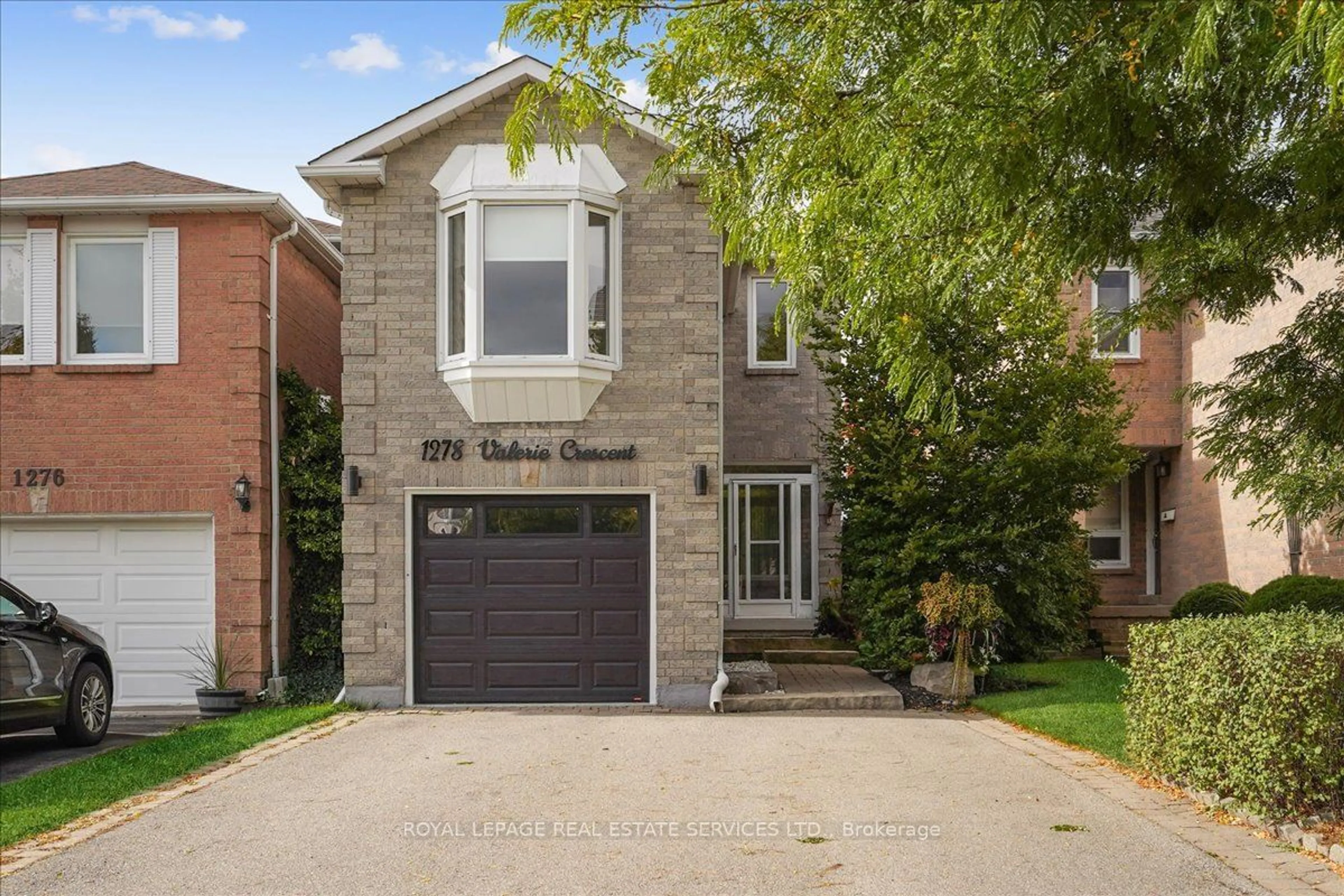 Home with brick exterior material for 1278 Valerie Cres, Oakville Ontario L6J 7E6