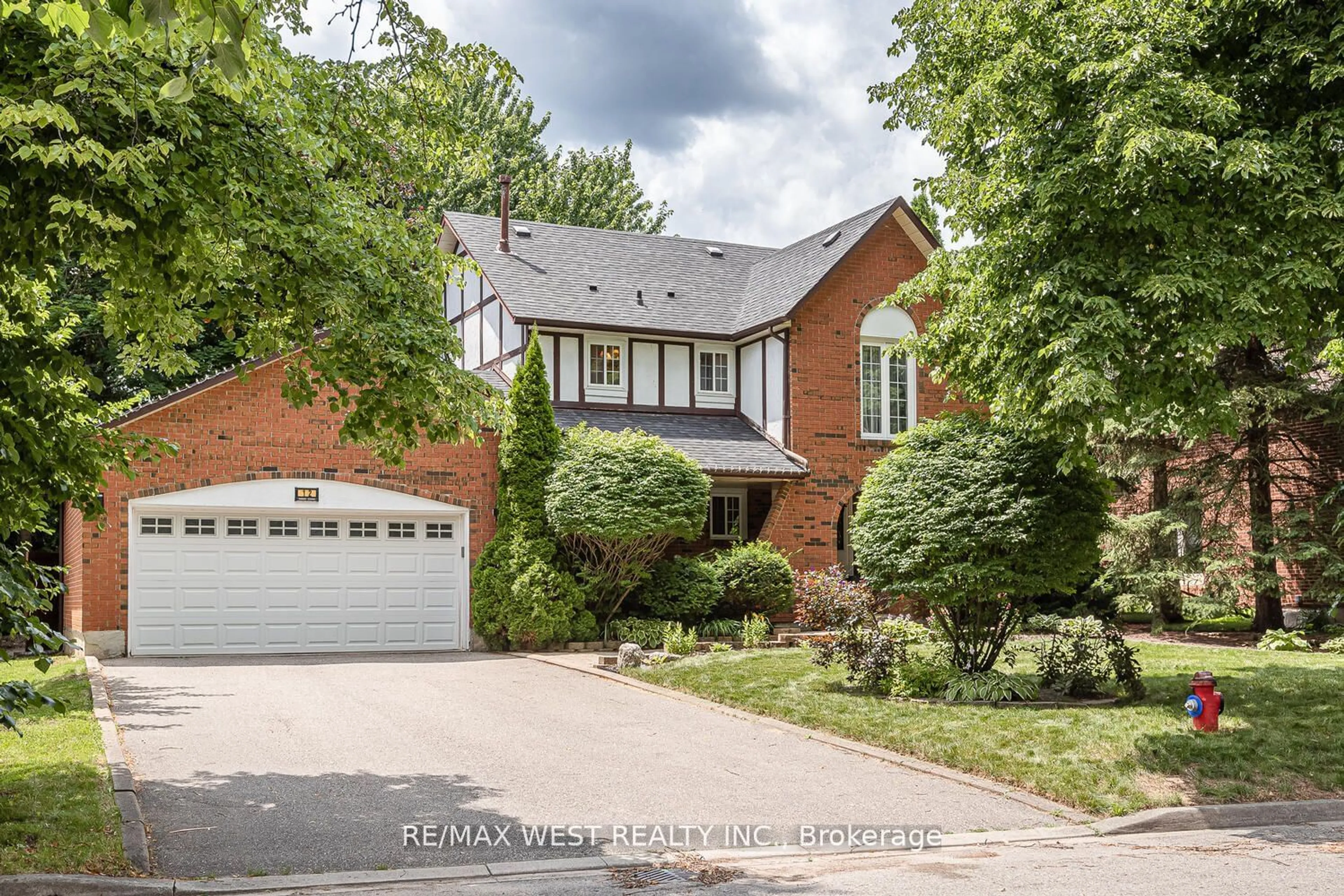 Frontside or backside of a home, the street view for 12 Axminster Rd, Brampton Ontario L6Z 1T1