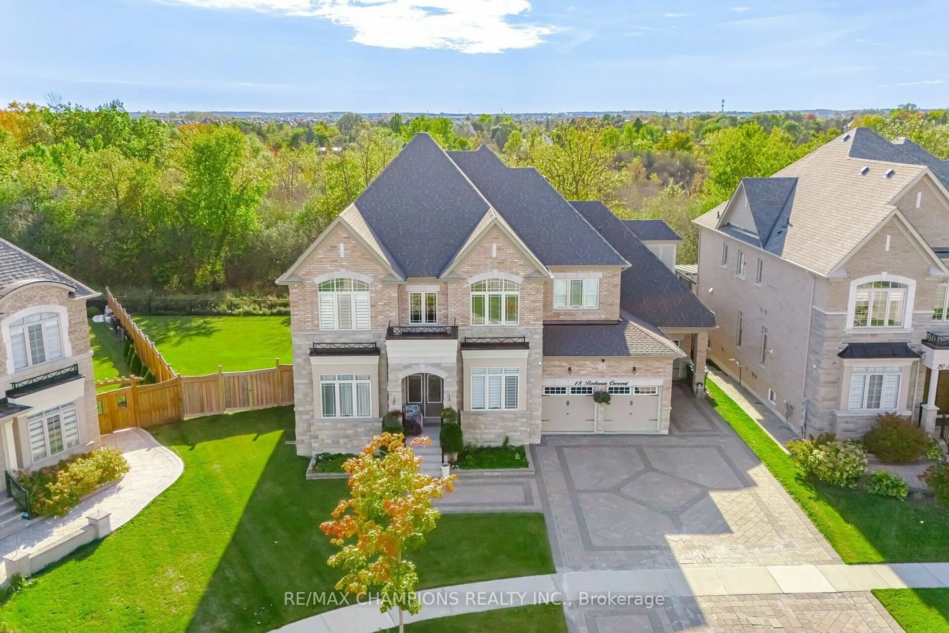 Frontside or backside of a home, the street view for 18 Bedouin Cres, Brampton Ontario L6P 4H3