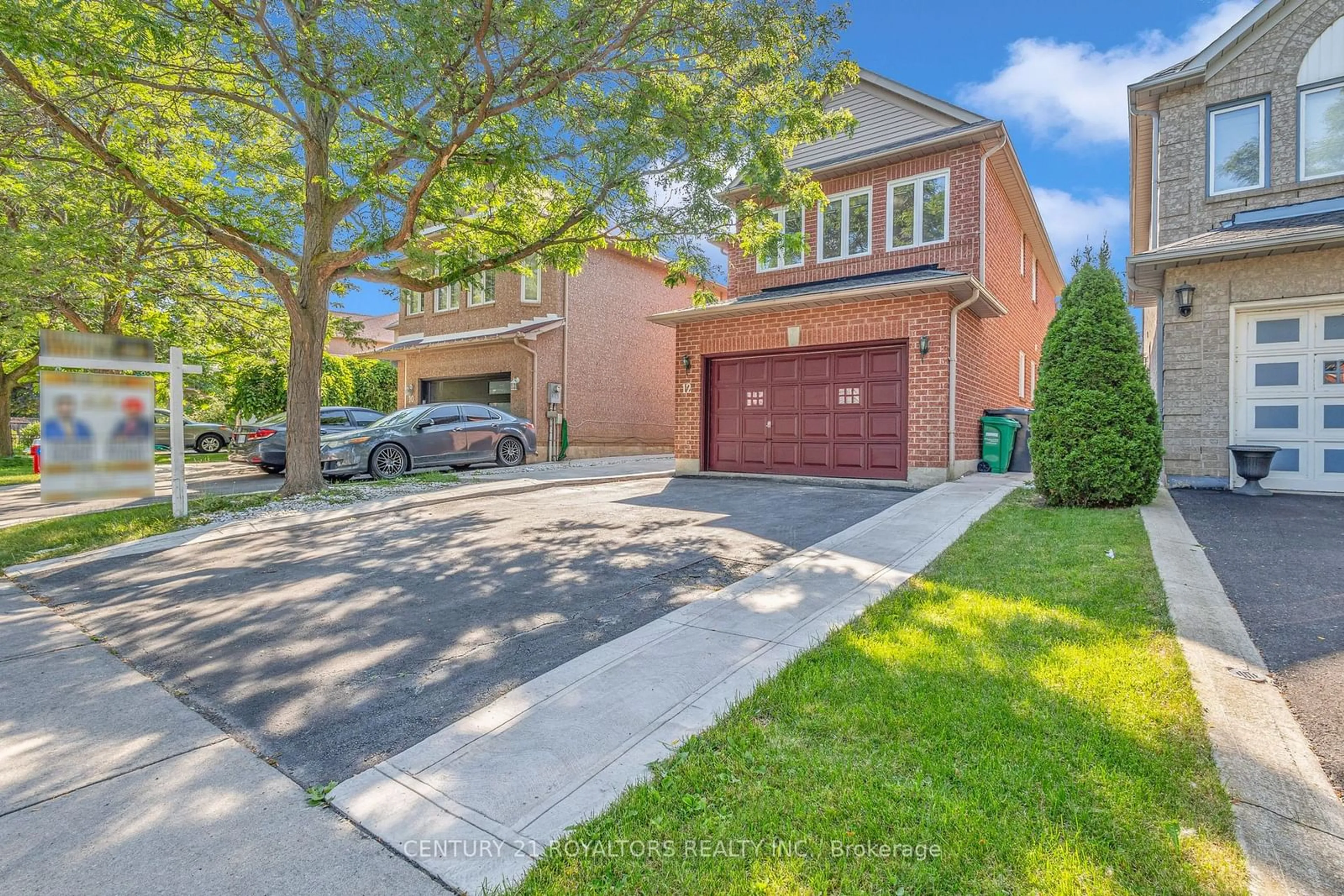 A pic from exterior of the house or condo, the street view for 12 Cedarwood Cres, Brampton Ontario L6X 4K1