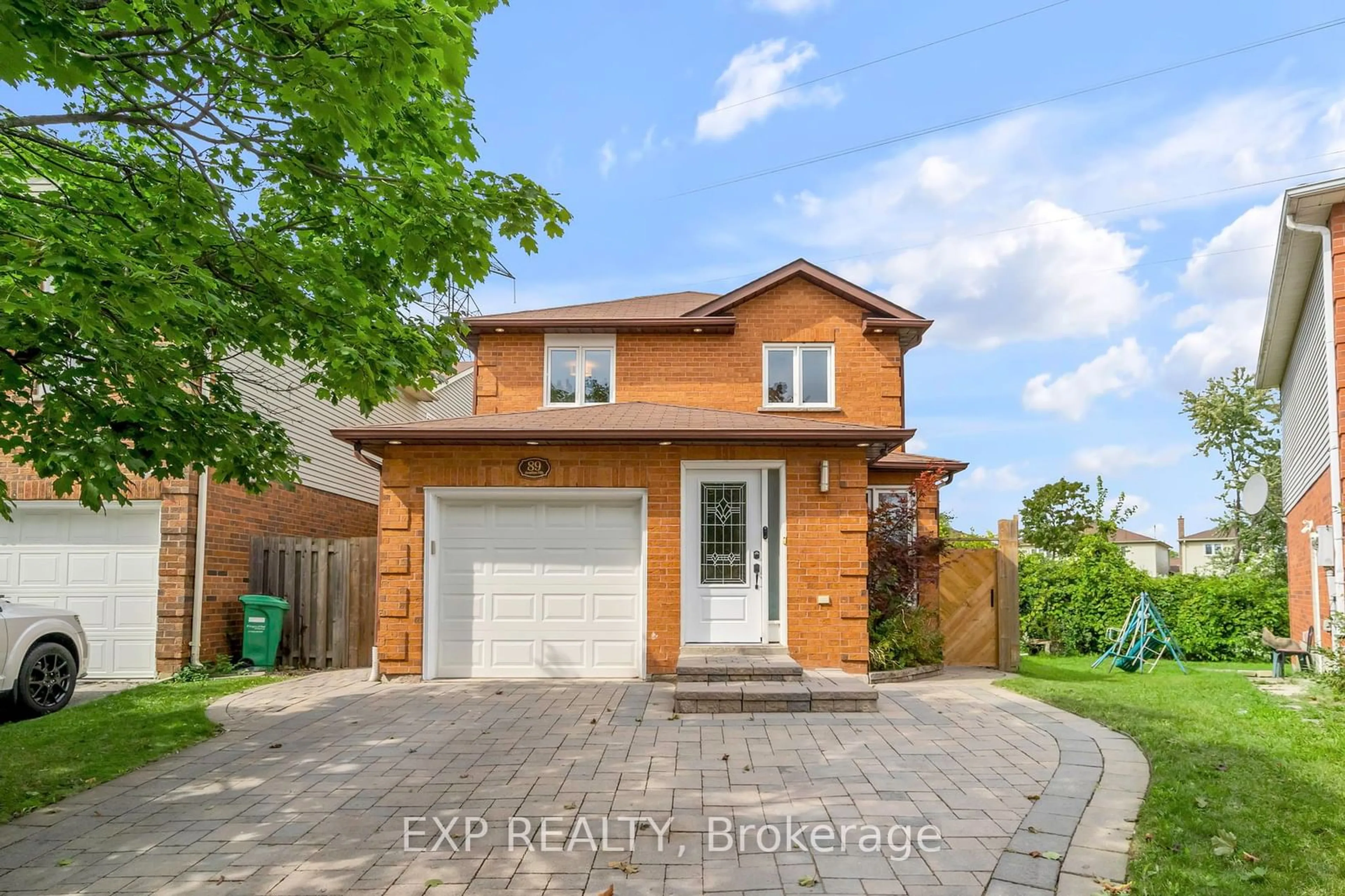 Frontside or backside of a home, cottage for 89 Acadian Hts, Brampton Ontario L6Y 4H2