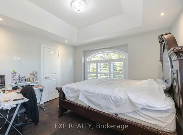 Additional property image - 1 Battersea Cres