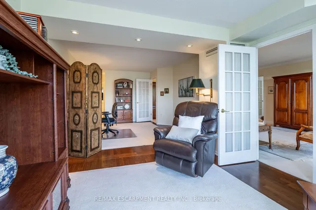 Additional property image - 1201 NORTHSHORE Blvd Unit 406
