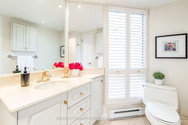 Additional property image - 1201 NORTHSHORE Blvd Unit 406