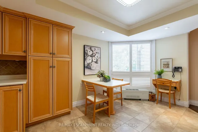 Additional property image - 1201 NORTHSHORE Blvd Unit 406