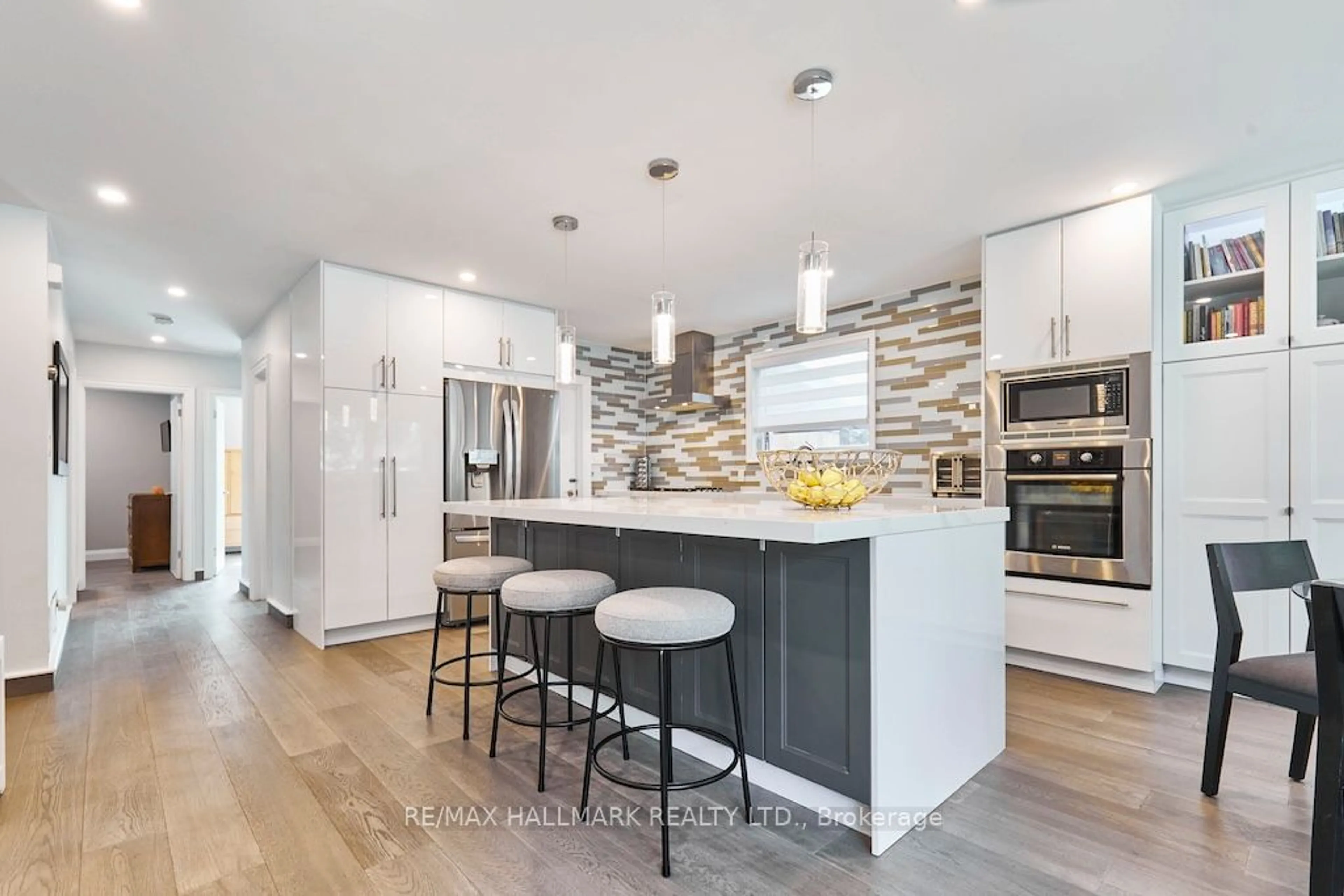 Contemporary kitchen, wood floors, mountain for 36 Farley Cres, Toronto Ontario M9R 2A6