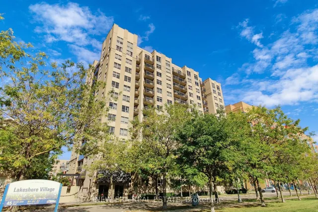 Additional property image - 4 Elsinore Path Unit 1009