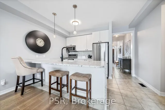 Additional property image - 5056 New St Unit 15