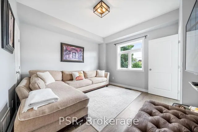 Additional property image - 5056 New St Unit 15