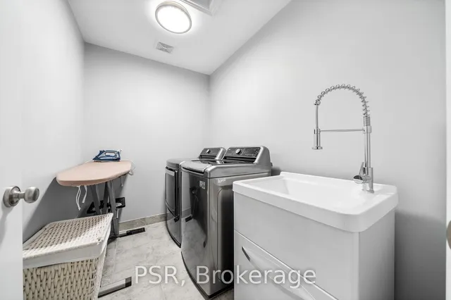 Additional property image - 5056 New St Unit 15